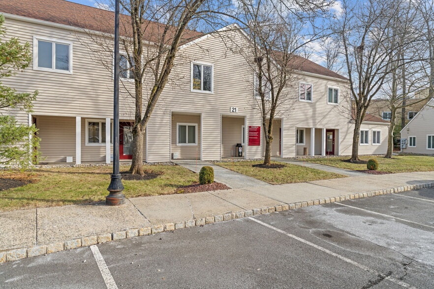 21 Clyde Rd, Somerset, NJ for sale - Building Photo - Image 2 of 28