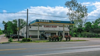 More details for 401 S May St, Madisonville, TX - Retail for Sale