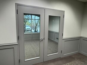 6600 Westown Pky, West Des Moines, IA for lease Interior Photo- Image 2 of 5