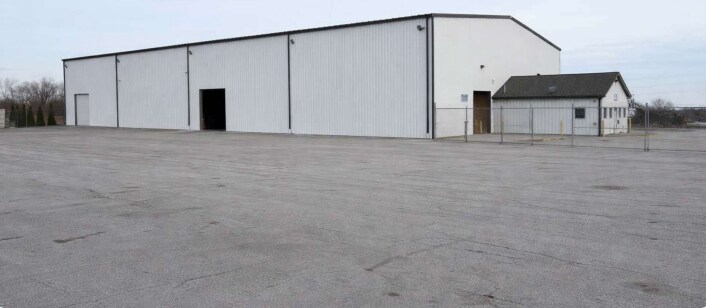 9000 Louisiana St, Merrillville, IN à louer - Photo du bâtiment - Image 2 de 3