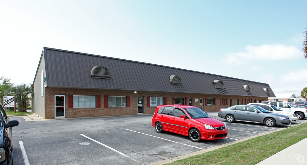 910 Airport Rd, Destin, FL for lease - Primary Photo - Image 1 of 4