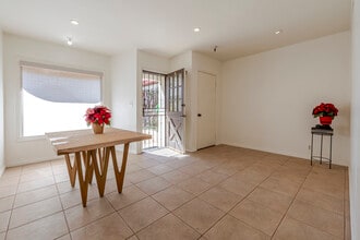 7561 Center Ave, Huntington Beach, CA for lease Interior Photo- Image 2 of 4
