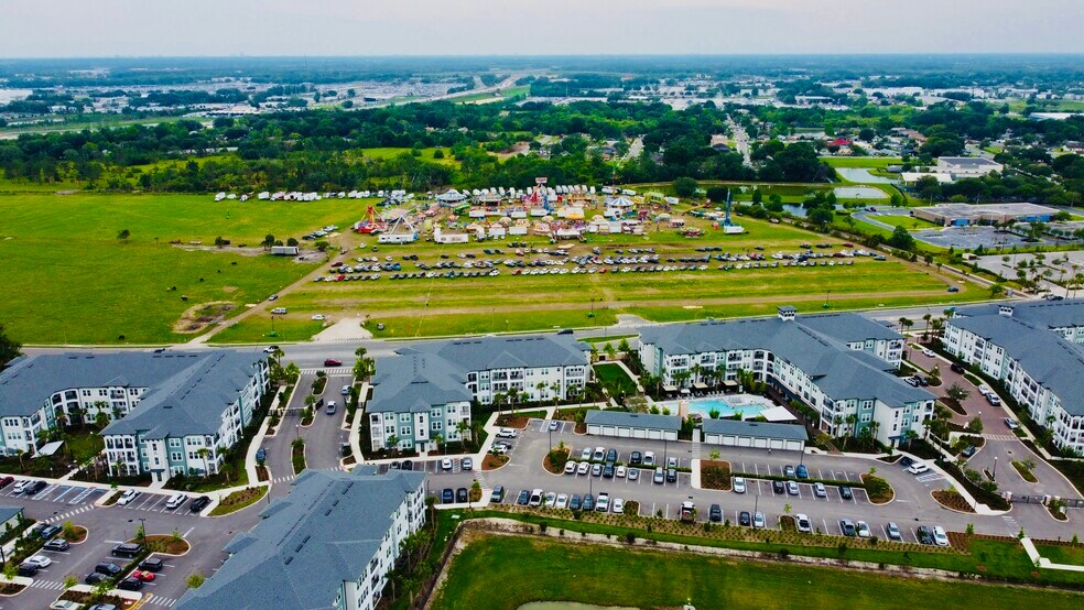 1500-1700 E Plant St, Winter Garden, FL à vendre - Photo du bâtiment - Image 2 de 14