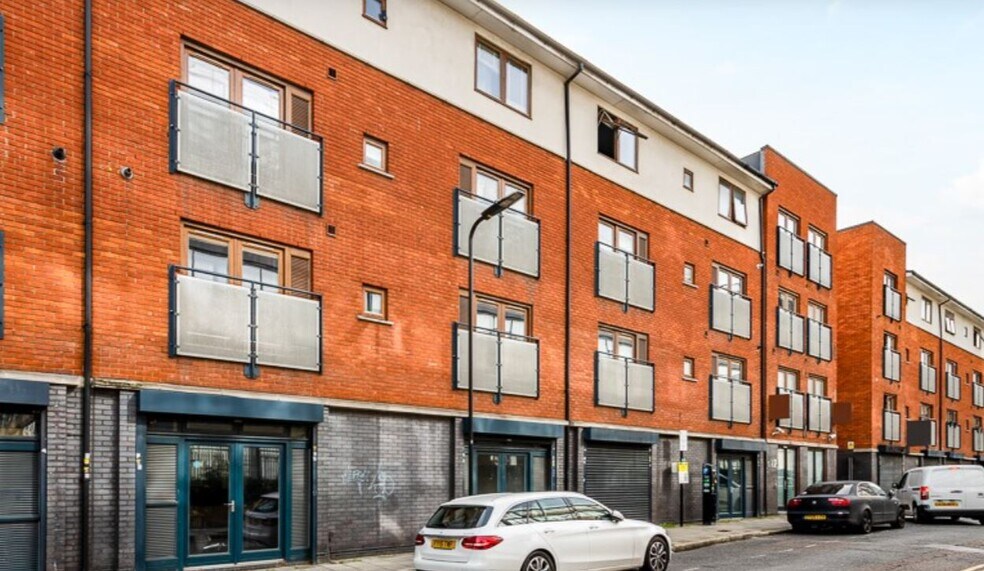 6-12 Waterson St, Londres à vendre - Photo du bâtiment - Image 3 de 11