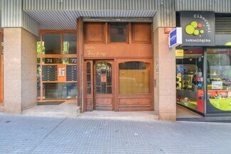 Plus de détails pour Multi-résidentiel à vendre