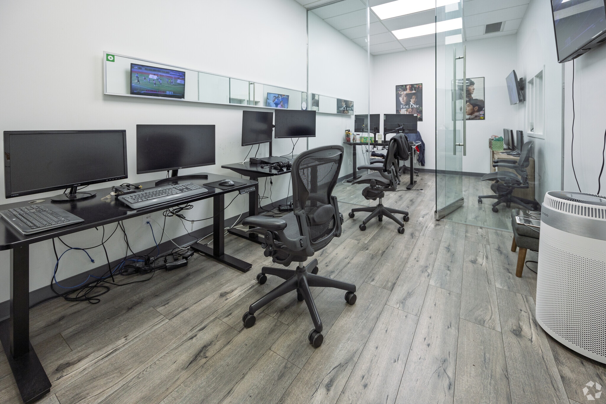 223 N Harbor Blvd, Fullerton, CA à louer Photo intérieure- Image 1 de 1