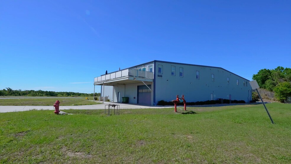 8600 Airport Blvd, Leesburg, FL à vendre - Vidéo sur l’inscription commerciale - Image 2 de 47