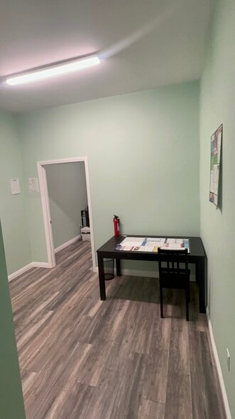 14529 Archwood St, Van Nuys, CA for lease - Interior Photo - Image 1 of 18