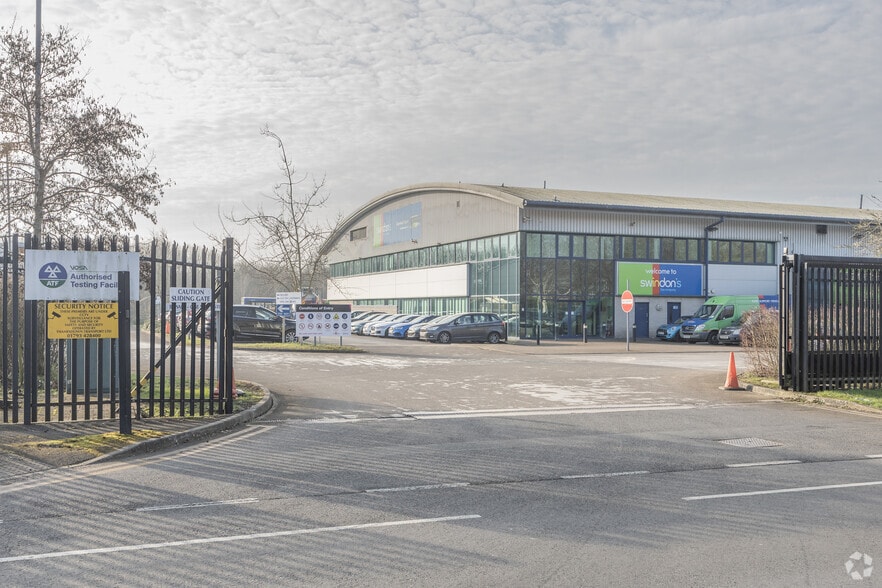 Barnfield Rd, Swindon for lease - Building Photo - Image 2 of 3
