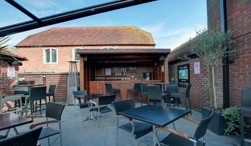 12 Meeting House Ln, Ringwood à vendre - Photo du bâtiment - Image 2 de 5