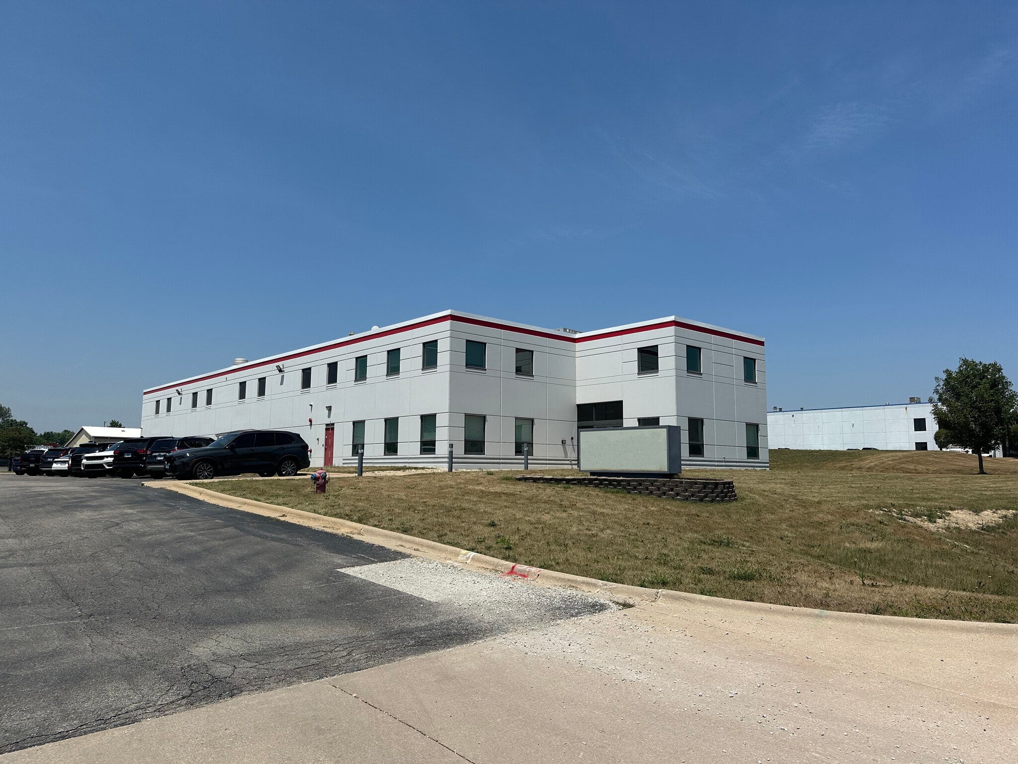 26200 S Whiting Way, Monee, IL for lease Primary Photo- Image 1 of 2