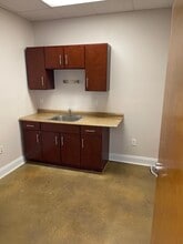 4951 E Adamo Dr, Tampa, FL for lease Interior Photo- Image 2 of 5