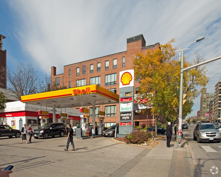 40-46 Spadina Ave, Toronto, ON à louer - Photo du bâtiment - Image 2 de 3