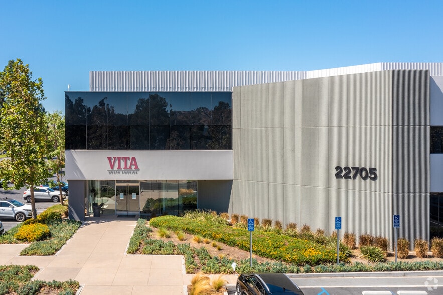 22705 Savi Ranch Pky, Yorba Linda, CA for lease - Building Photo - Image 2 of 8