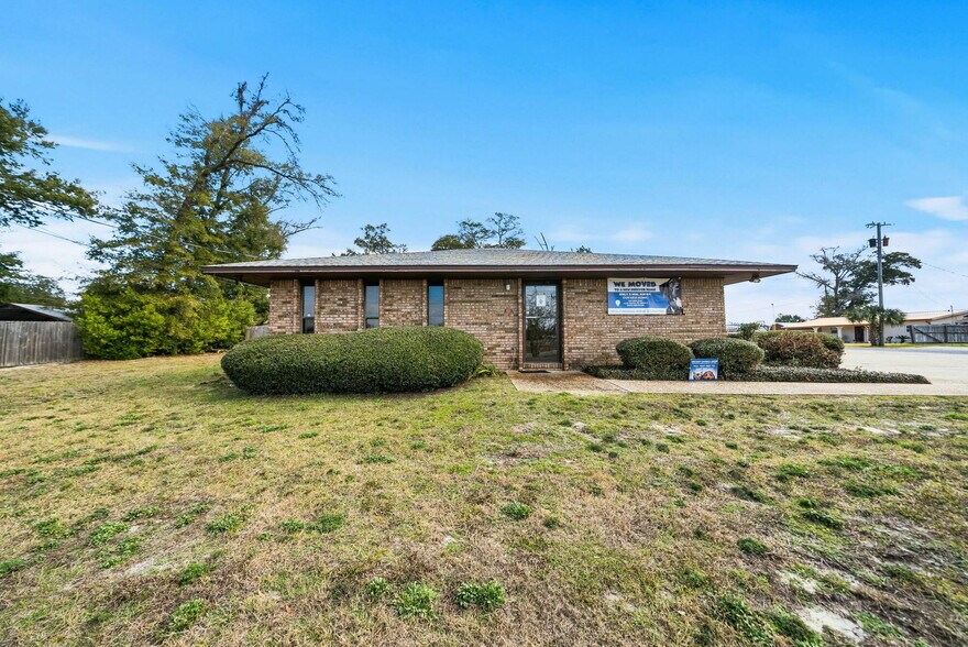 4740 Highway 389, Lynn Haven, FL à louer - Photo du bâtiment - Image 3 de 6