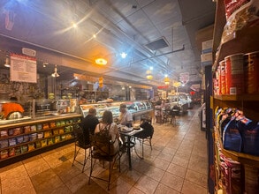 225 Broadway, New York, NY for lease Building Photo- Image 1 of 1