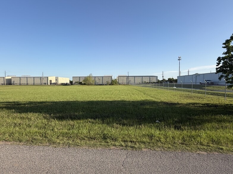41057 Park 290 Dr, Waller, TX for sale - Building Photo - Image 3 of 8