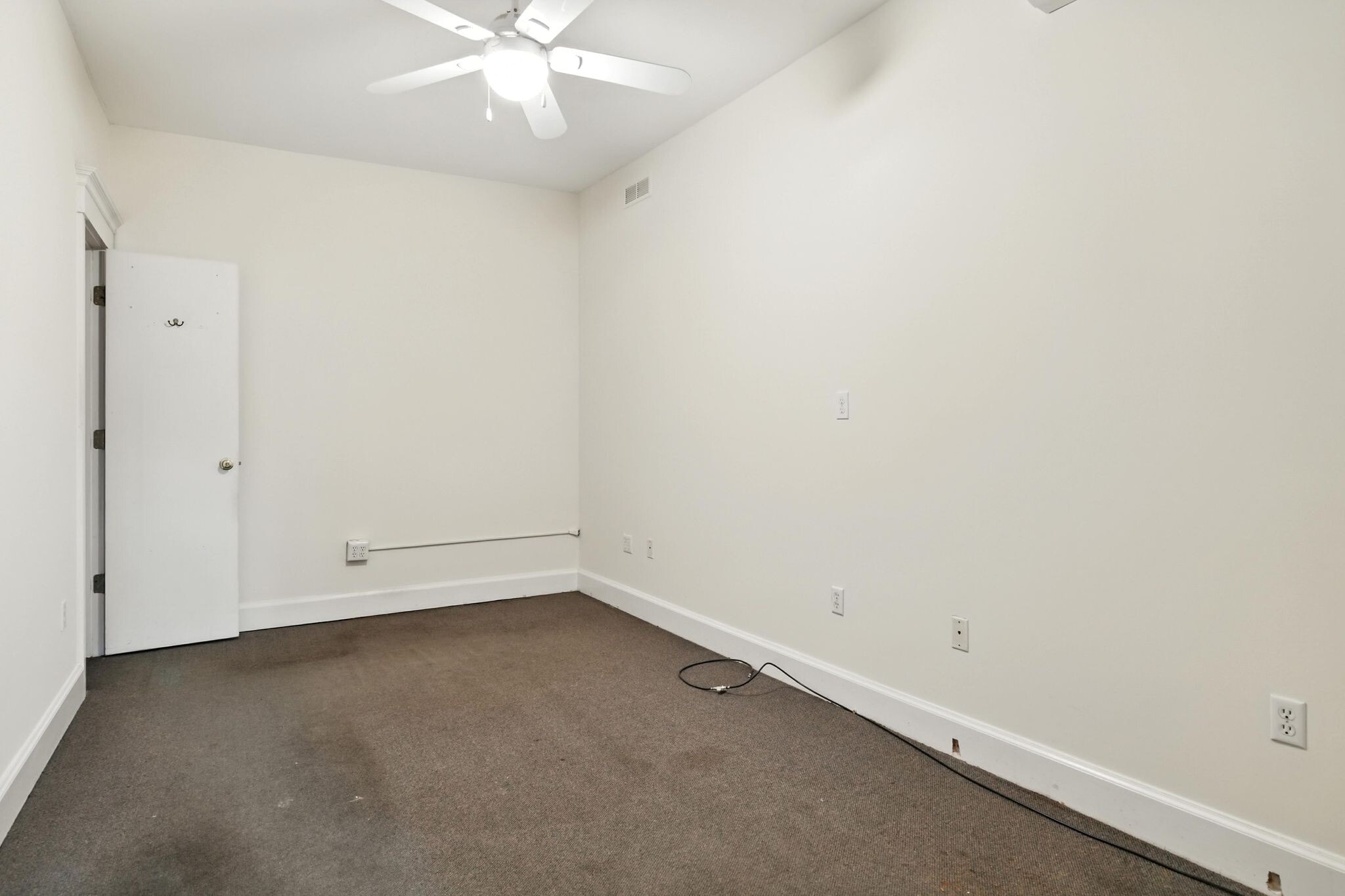 23-25 Main St, Northampton, MA à louer Photo intérieure- Image 1 de 2