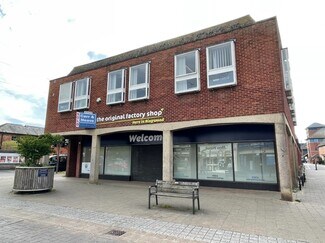 Plus de détails pour 28-30 Southampton Rd, Ringwood - Commerce de détail à louer