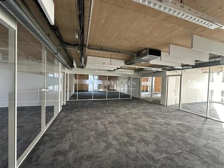 Bureau dans VILLENEUVE-D'ASCQ à louer - Photo du bâtiment - Image 3 de 7