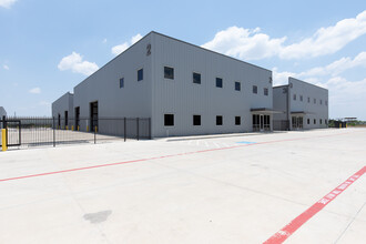 11755 W Little York Rd, Houston, TX for lease Building Photo- Image 1 of 3