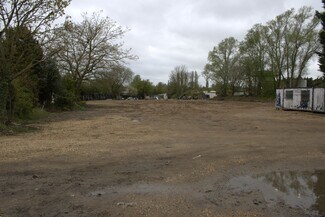 Plus de détails pour 3 Taylors Rd, Hitchin - Terrain à louer