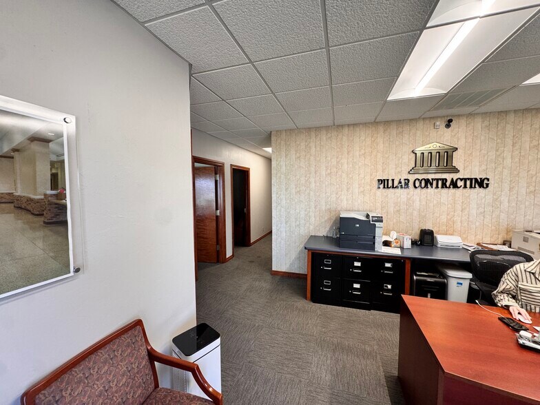 7408 NW 85th St, Oklahoma City, OK for lease - Building Photo - Image 3 of 12