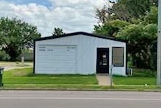 More details for 1011 US 70 Hwy, Wilson, OK - Retail for Sale