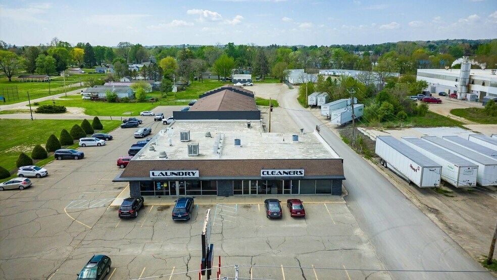 225-235 S 21st St, Newark, OH à vendre - Photo du bâtiment - Image 2 de 5