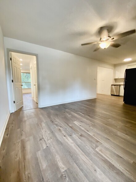 1017-1019 Haynes St, San Marcos, TX à vendre - Photo intérieure - Image 1 de 31