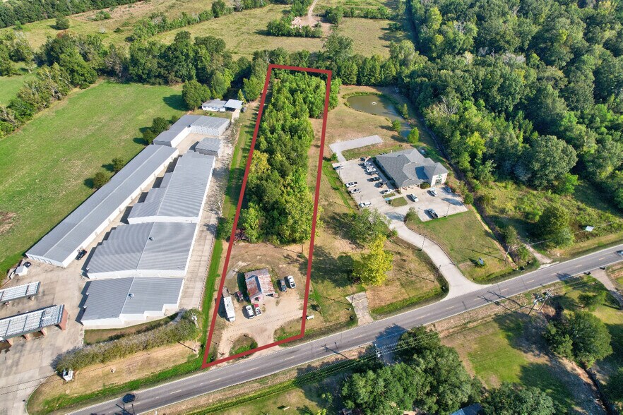 12939 Hooper Rd, Baton Rouge, LA à vendre - Photo du bâtiment - Image 2 de 9