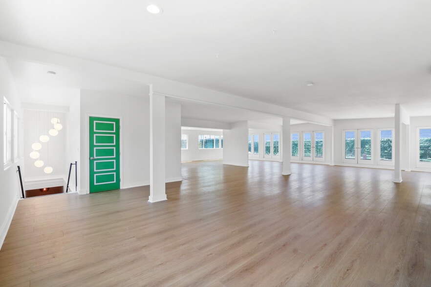 12926 Venice Blvd, Los Angeles, CA for sale - Building Photo - Image 3 of 15