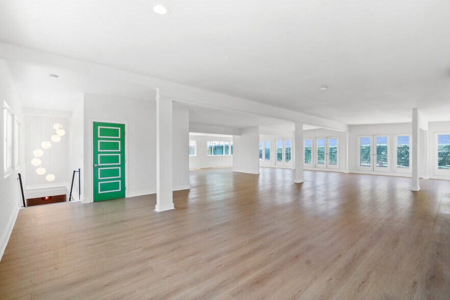 12926 Venice Blvd, Los Angeles, CA à vendre - Photo du bâtiment - Image 3 de 15