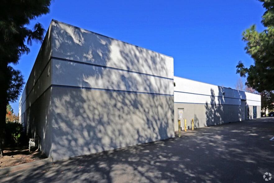 3064-3190 Industrial Blvd, West Sacramento, CA for lease - Building Photo - Image 3 of 6