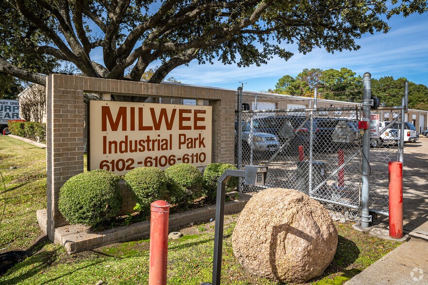 6104 Milwee St, Houston, TX à louer - Photo du bâtiment - Image 3 de 11