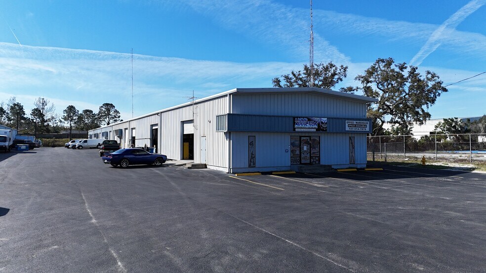 6230 Stone Rd, Port Richey, FL à louer - Photo du bâtiment - Image 3 de 18