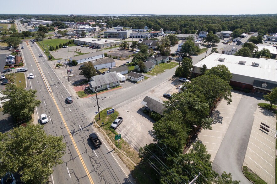 599 Iyannough Rd, Hyannis, MA à vendre - Photo du bâtiment - Image 3 de 3