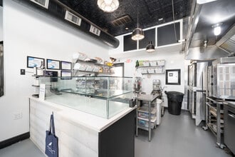 155 3rd St, Hoboken, NJ à louer Photo intérieure- Image 1 de 18