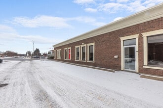 74-76 Boul Brunswick, Dollard-des-Ormeaux, QC à louer Photo intérieure- Image 2 de 30