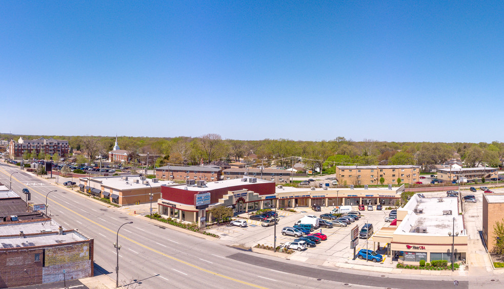 4932-5000 W 95th St, Oak Lawn, IL for sale - Building Photo - Image 1 of 1