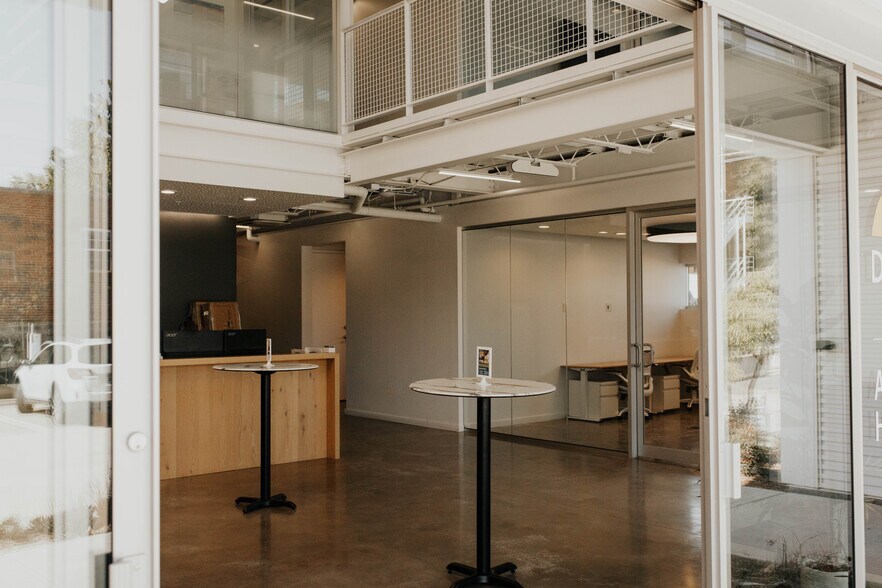 1214 N Hudson Ave, Oklahoma City, OK à louer - Photo intérieure - Image 2 de 21