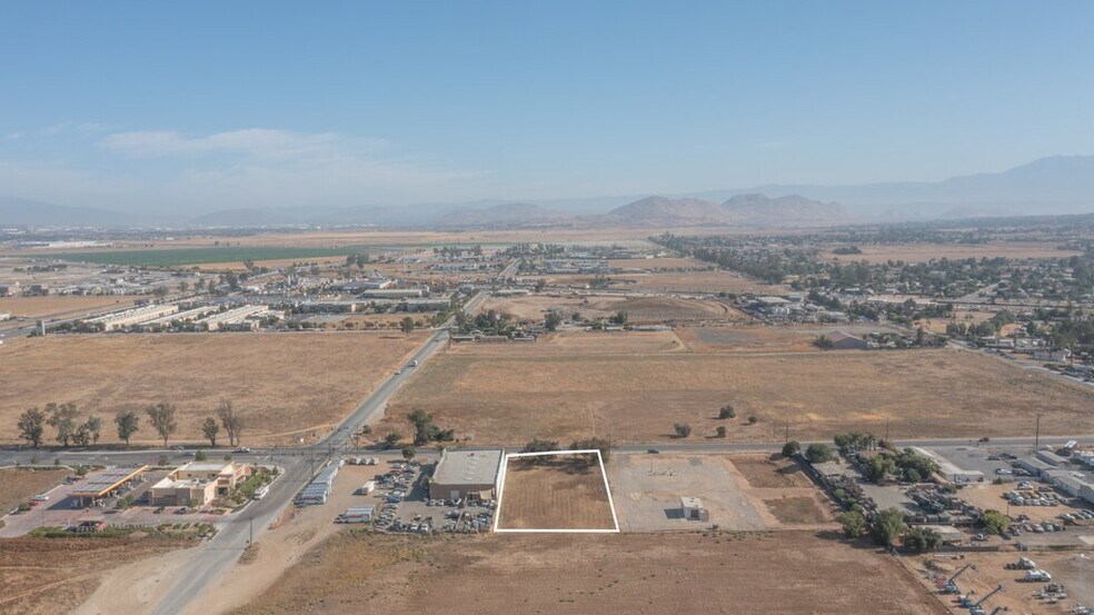 0 Ethanac, Menifee, CA à vendre - Aérien - Image 3 de 31