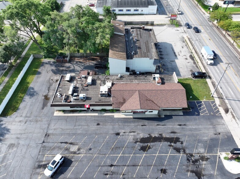 116 S Larkin Ave, Joliet, IL à vendre - Aérien - Image 3 de 15