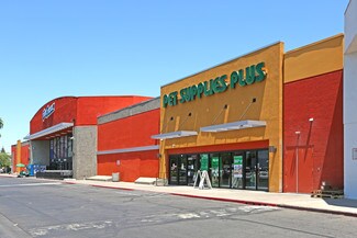 Plus de détails pour 5418-5422 N Blackstone Ave, Fresno, CA - Commerce de détail à louer