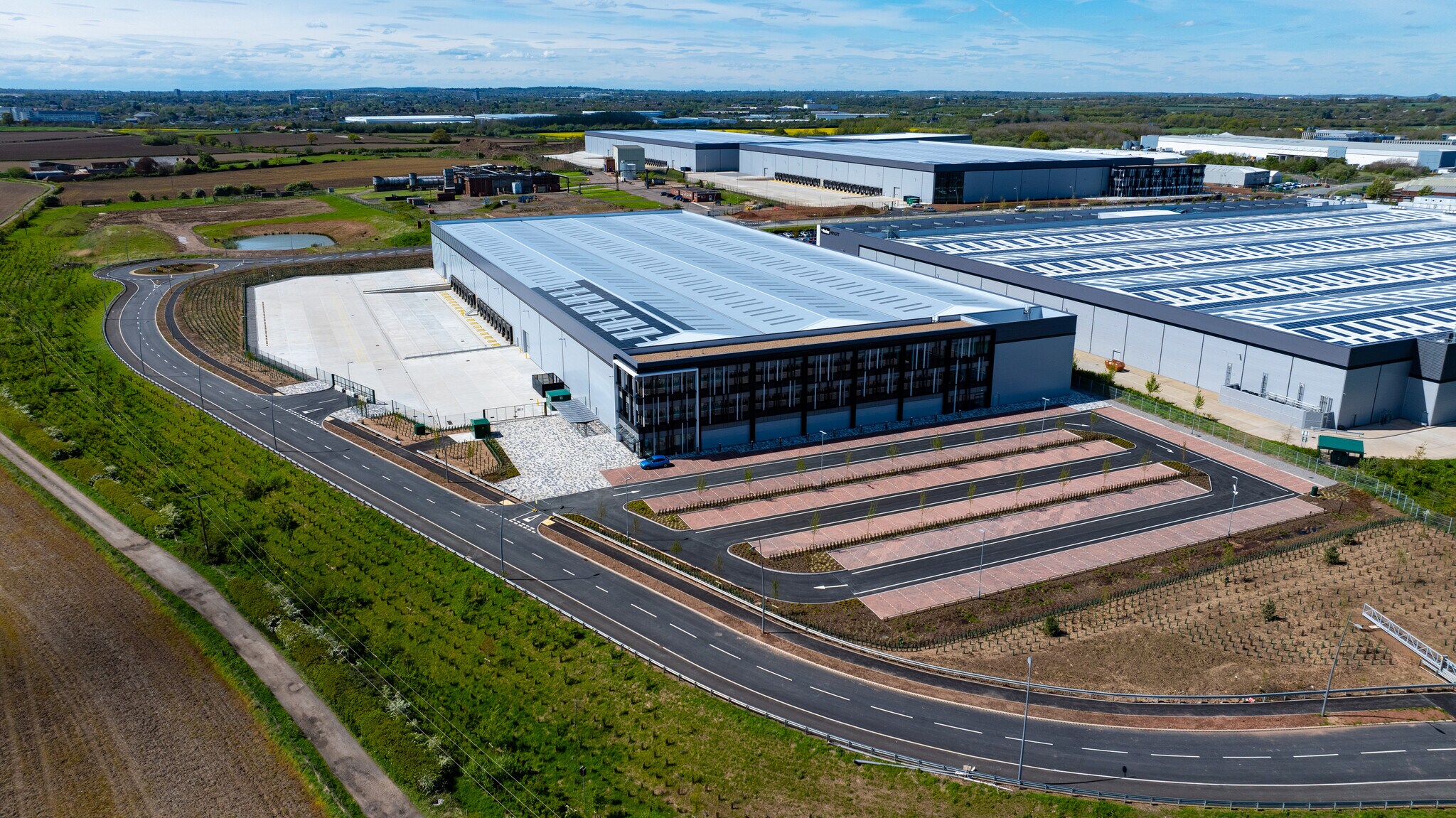 4 Pilot Way, Ansty à louer Photo du bâtiment- Image 1 de 28