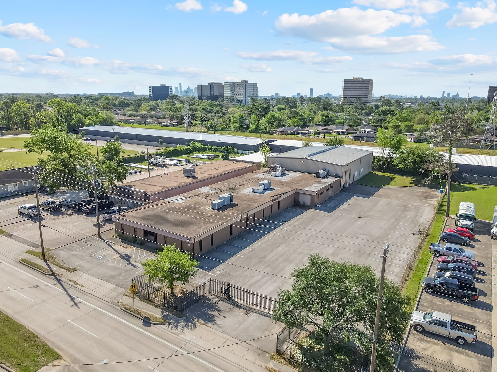 1511 W 34th St, Houston, TX à vendre Photo du bâtiment- Image 1 de 1