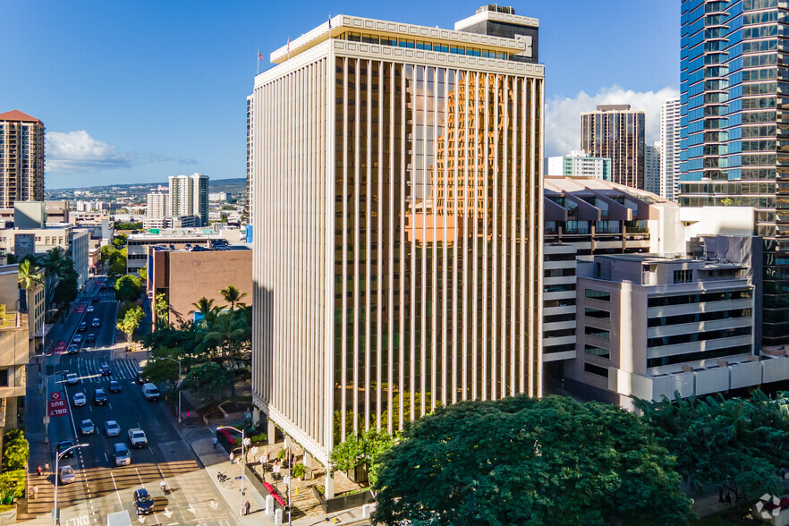 1000 Bishop St, Honolulu, HI à louer - Photo du bâtiment - Image 2 de 5