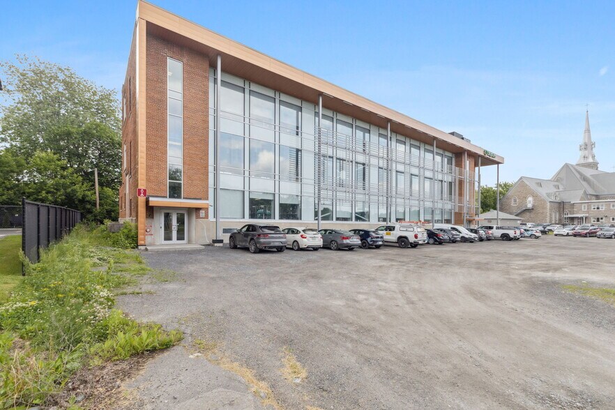 15 Boul Gréber, Gatineau, QC à vendre - Photo du bâtiment - Image 3 de 24