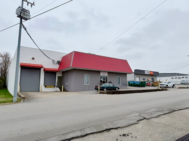 More details for 439 McNally Dr, Nashville, TN - Industrial for Lease
