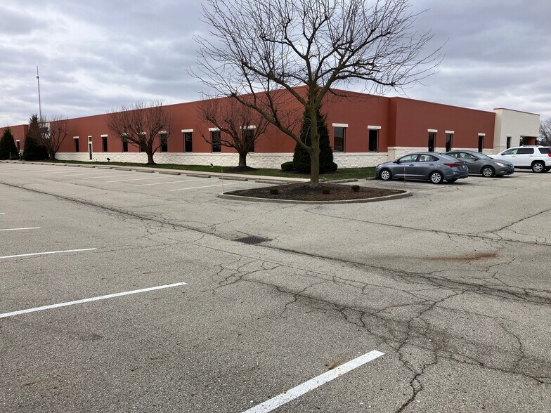 2903-2915 Enterprise Dr, Anderson, IN à louer - Photo du bâtiment - Image 2 de 3